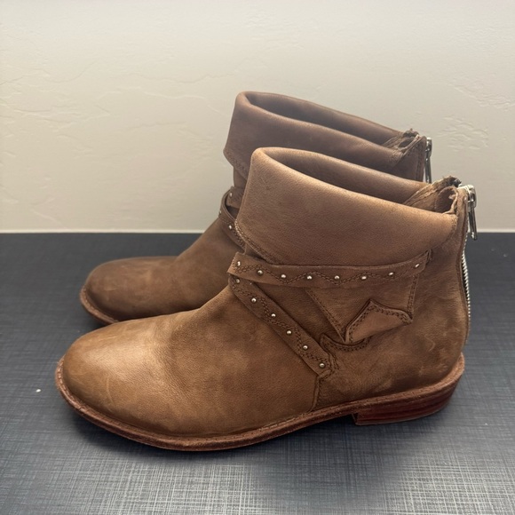 Free People Alamosa Brown Leather Ankle Zipper Fold Down Booties Size 37 6.5 - Picture 2 of 8